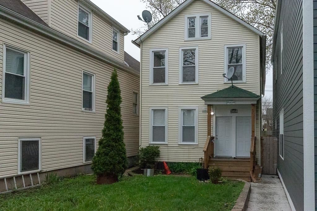 1 BR for rent — 2818 N Drake Ave APT 2R, Chicago 1