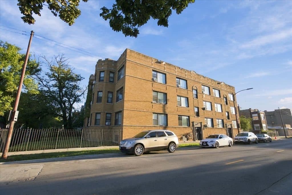 Studio for rent — 1940 E 73rd St APT 1, Chicago 1