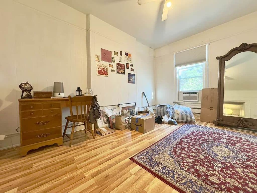 2 BR for rent — 4917 Vernon Blvd Floor 2, Long Island City 1