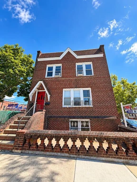 1 BR for rent — 5869 59th St #1, Maspeth 1