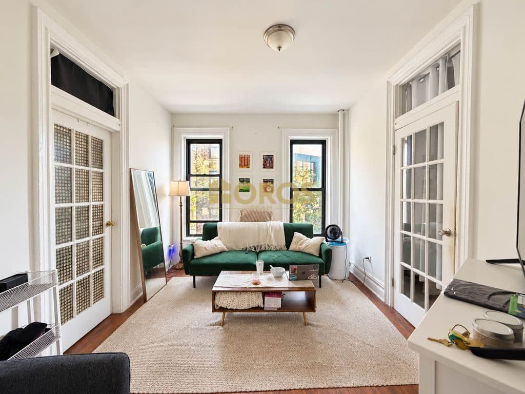 3 BR for rent — 32 Grand St APT 11, New York 1