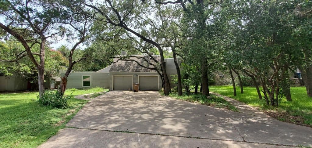 2 BR for rent — 6818 Thorncliffe Dr, Austin 1