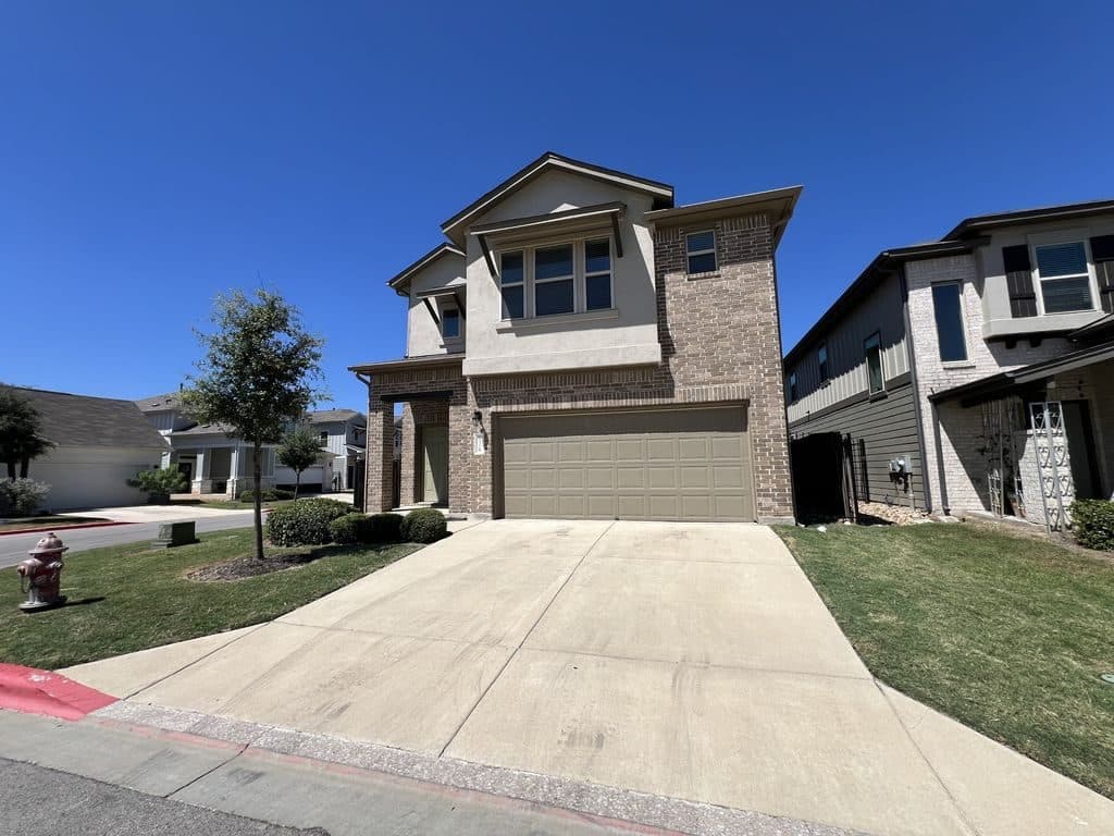 4 BR for rent — 1316 Falconer Way #94, Austin 1