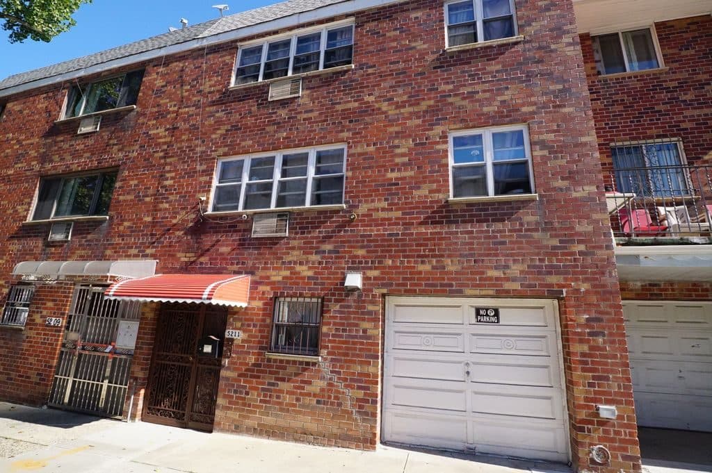 2 BR for rent — 52-11 Seabury St Floor 1, Elmhurst 1