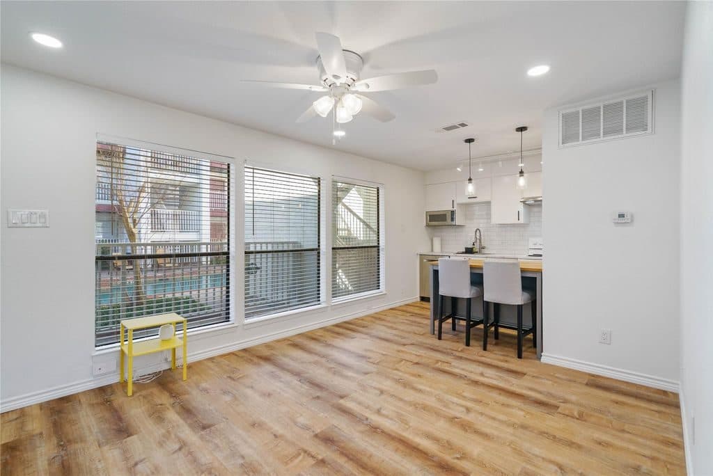 1 BR for rent — 3115 Helms St APT 101, Austin 1