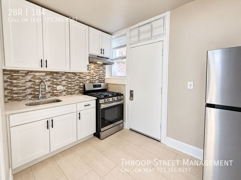 2 BR for rent — 8021 S Maryland Ave, Chicago 1