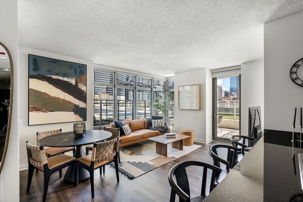 Studio for rent — 555 W Kinzie St, Chicago 1