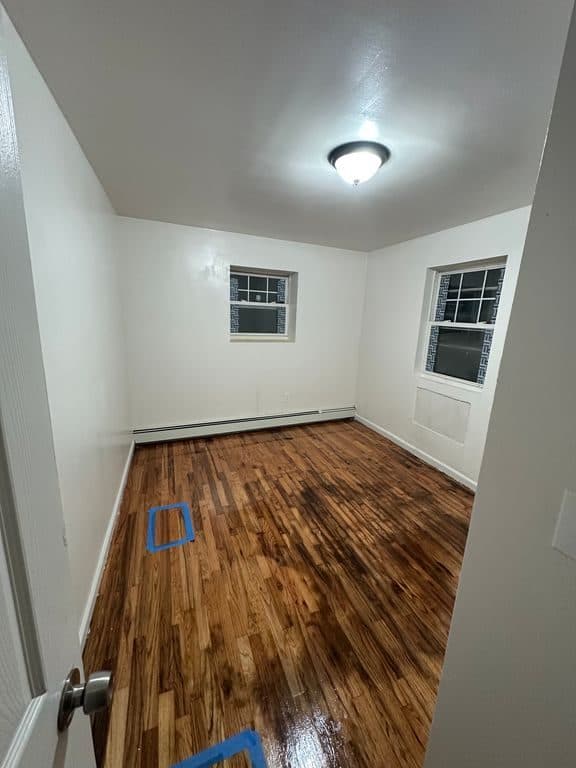 2 BR for rent — 2410 Lyvere St Floor 1, Bronx 1