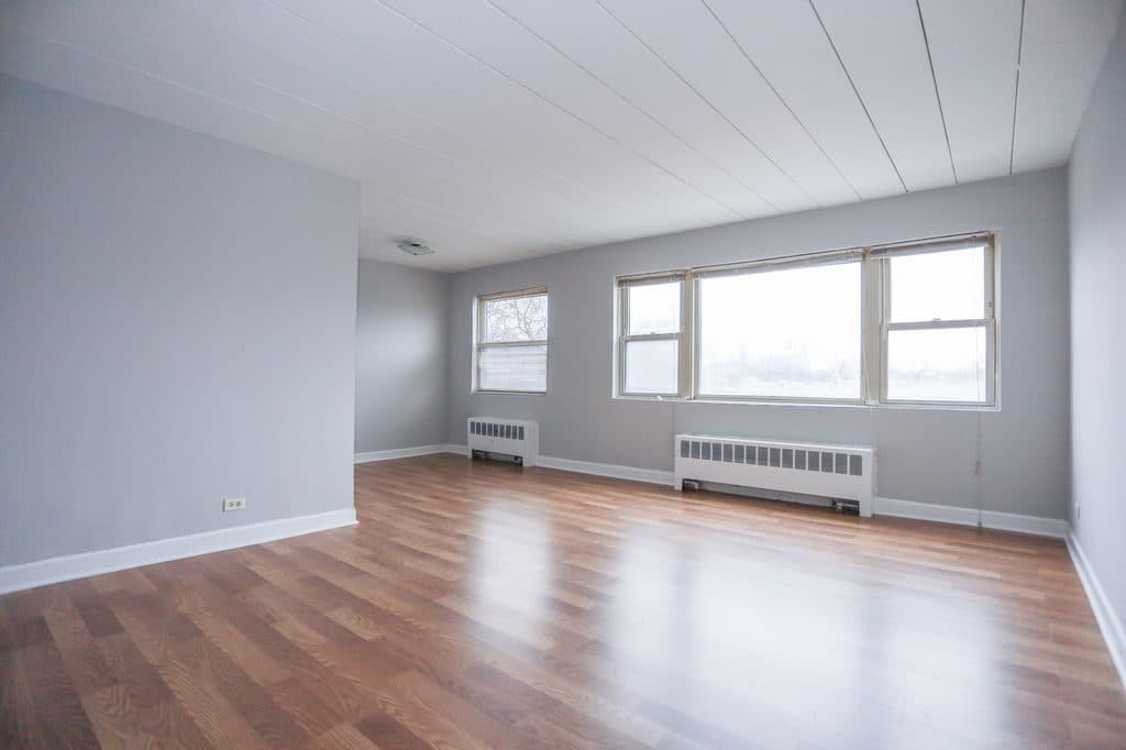 1 BR for rent — 5653 N Christiana Ave, Chicago 1