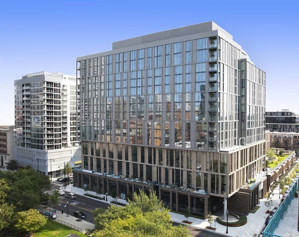 Studio for rent — 855 W Madison St, Chicago 1