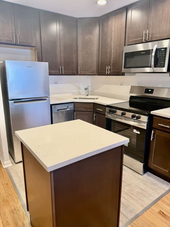 1 BR for rent — 2233 N Lincoln Ave, Chicago 1