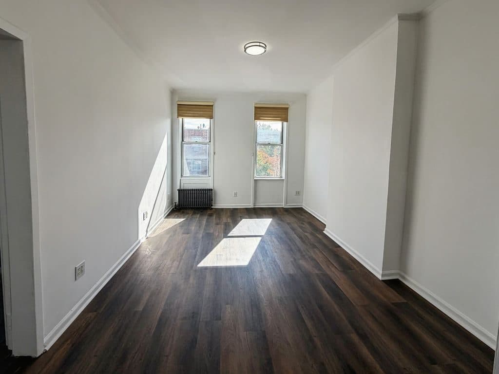 3 BR for rent — 2142 Bleecker St #2, Ridgewood 1