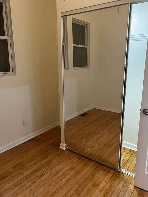 3 BR for rent — 2911 N Troy St #1, Chicago 1