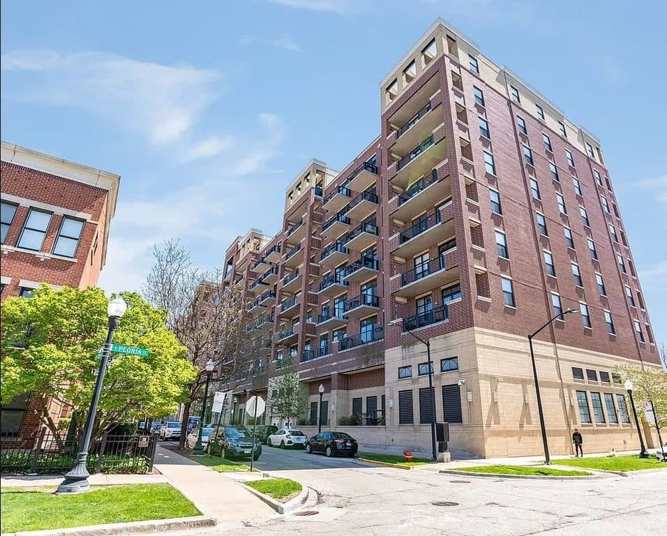 1 BR for rent — 833 W 15th Pl Unit 404, Chicago 1