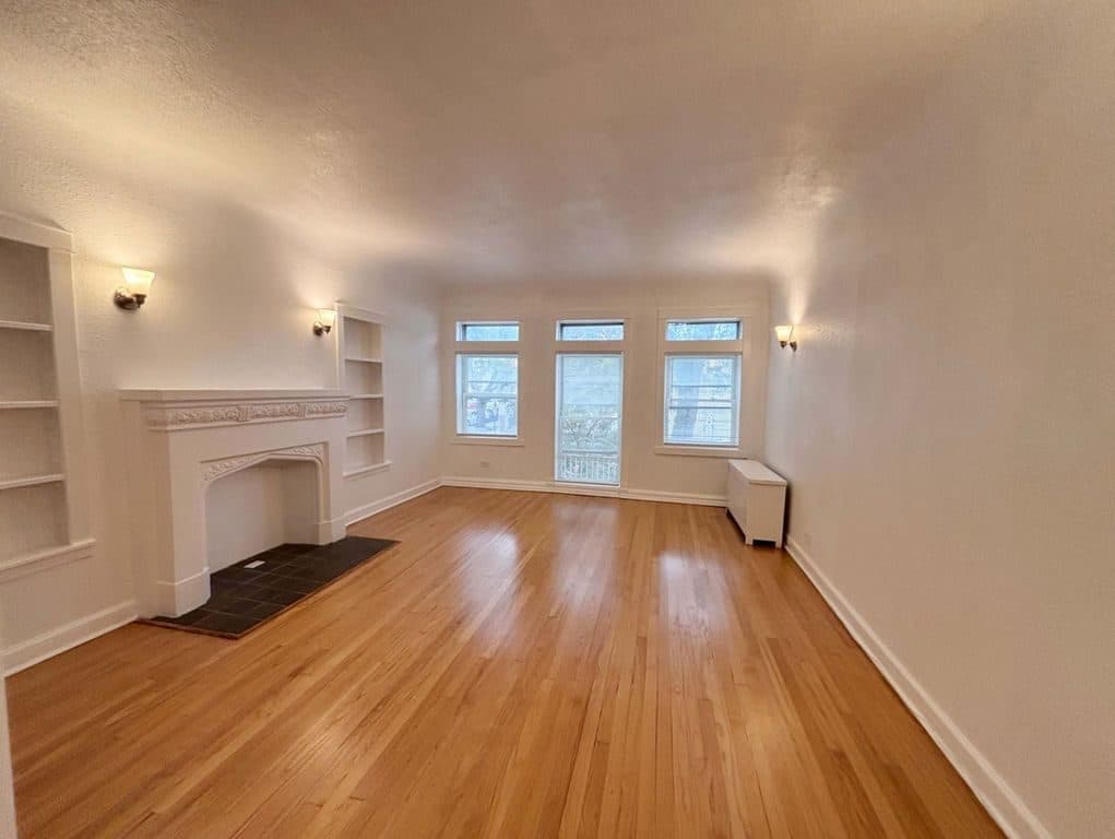 2 BR for rent — 6305 N Washtenaw Ave, Chicago 1