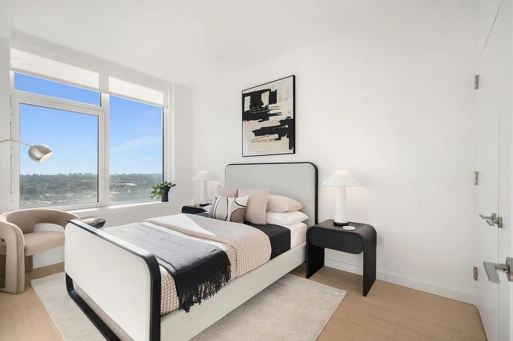 Studio for rent — 123 Linden Blvd, Brooklyn 1