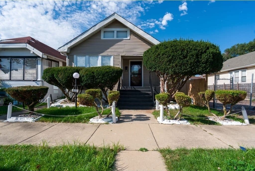 4 BR for rent — 10046 S Perry Ave, Chicago 1