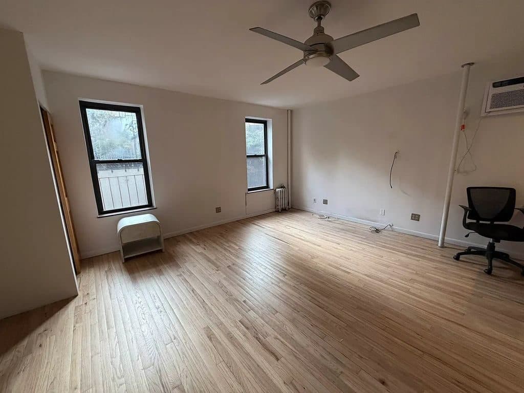 Studio for rent — 196 Spring St APT 8, New York 1