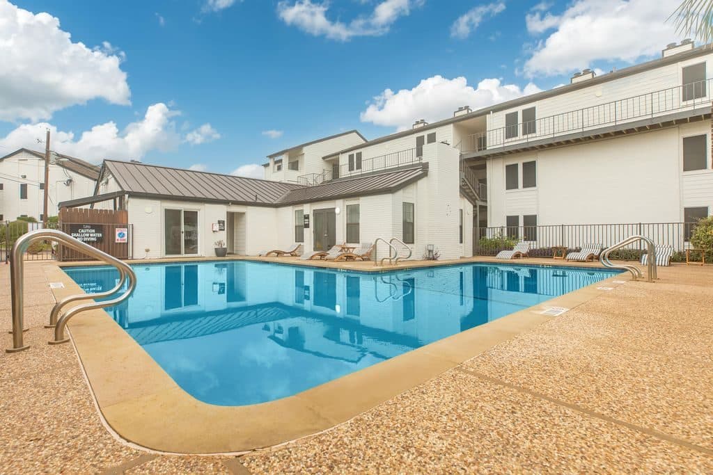 Studio for rent — 3622 Menchaca Rd, Austin 1