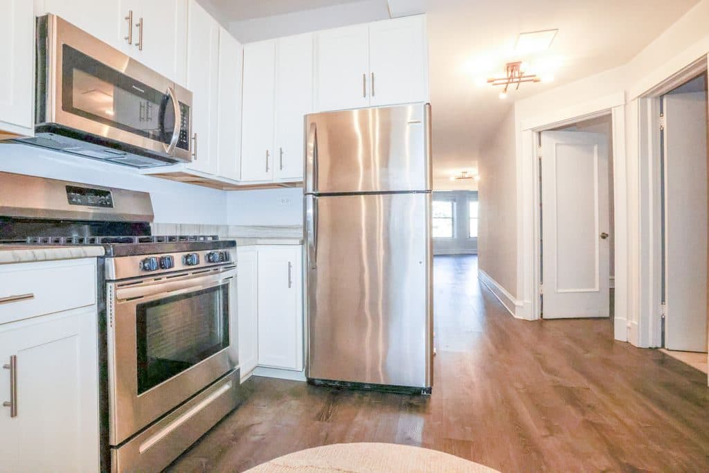 2 BR for rent — 907 W Sheridan Rd, Chicago 1