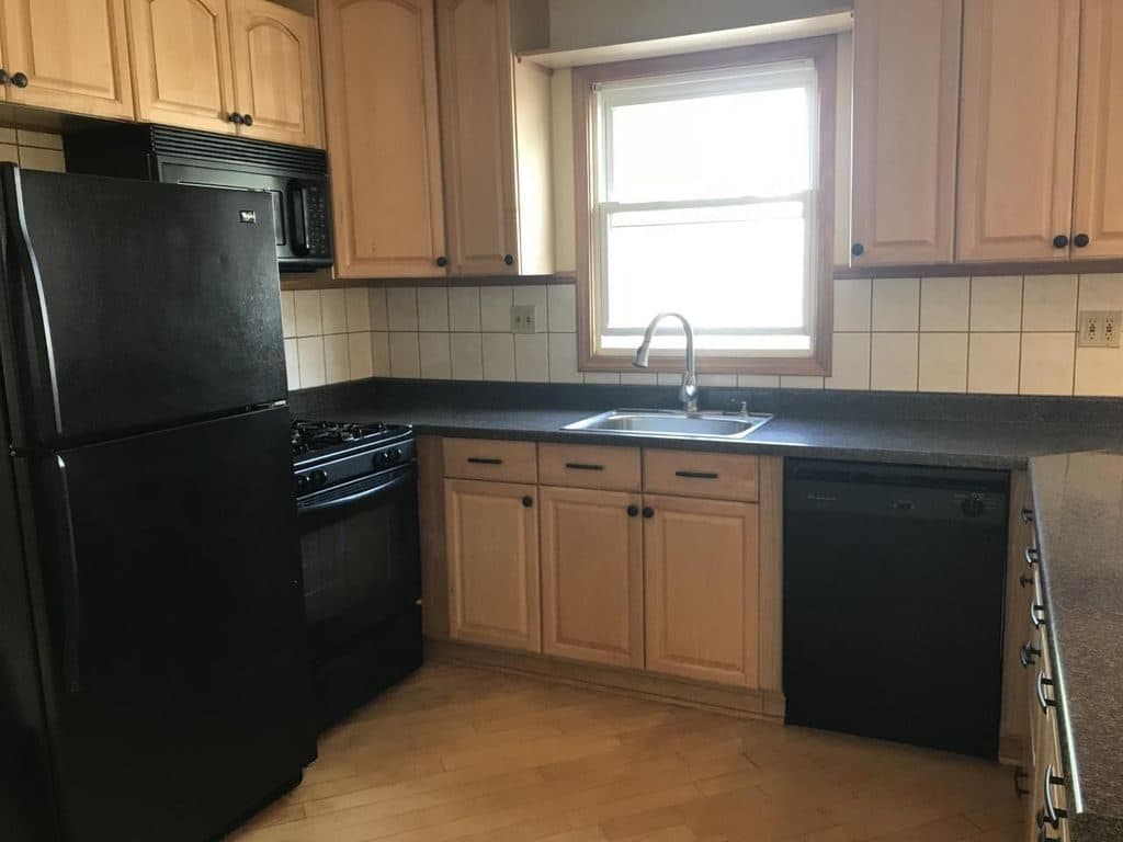 2 BR for rent — 6232 W Newport Ave, Chicago 1