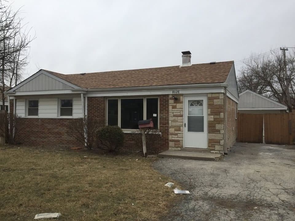 3 BR for rent — 8028 S Kenton Ave, Chicago 1