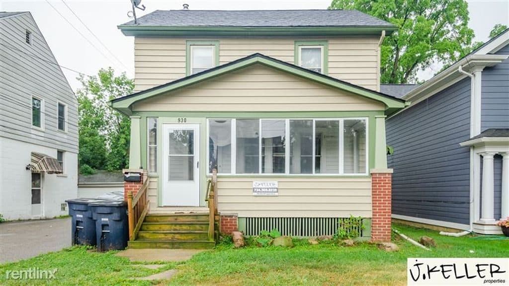 4 BR for rent — 930 Woodlawn Ave, Ann Arbor 1