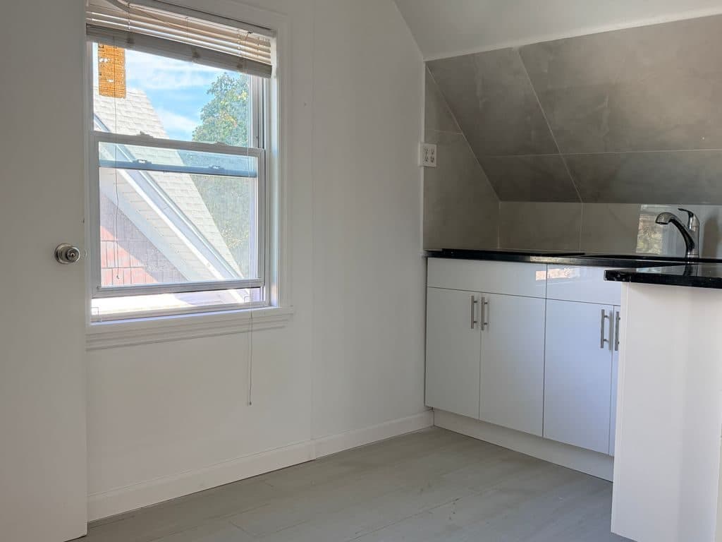 2 BR for rent — 9324 85th Rd Floor 3, Woodhaven 1
