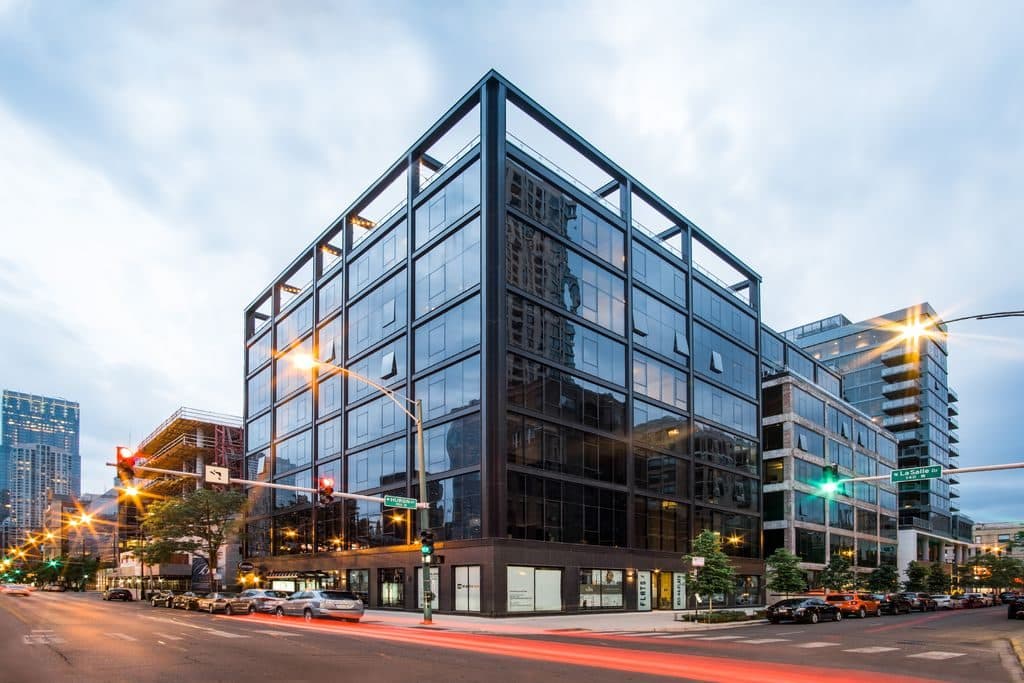 Studio for rent — 676 N Lasalle Dr, Chicago 1