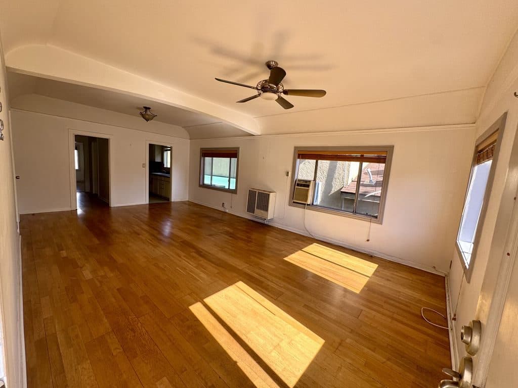 1 BR for rent — 665 Imogen Ave, Los Angeles 2