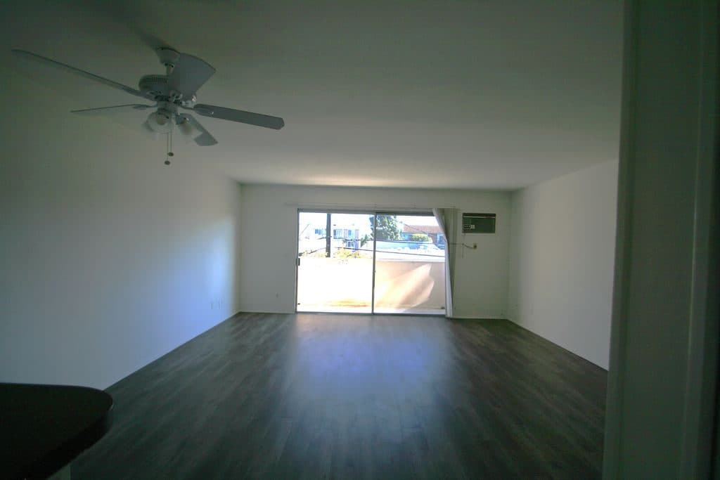 2 BR for rent — 11920 Mayfield Ave APT 12, Los Angeles 3