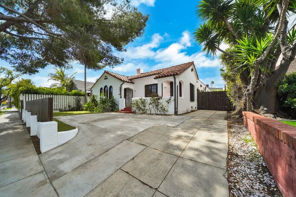 2 BR for rent — 815 N Curson Ave, Los Angeles 1