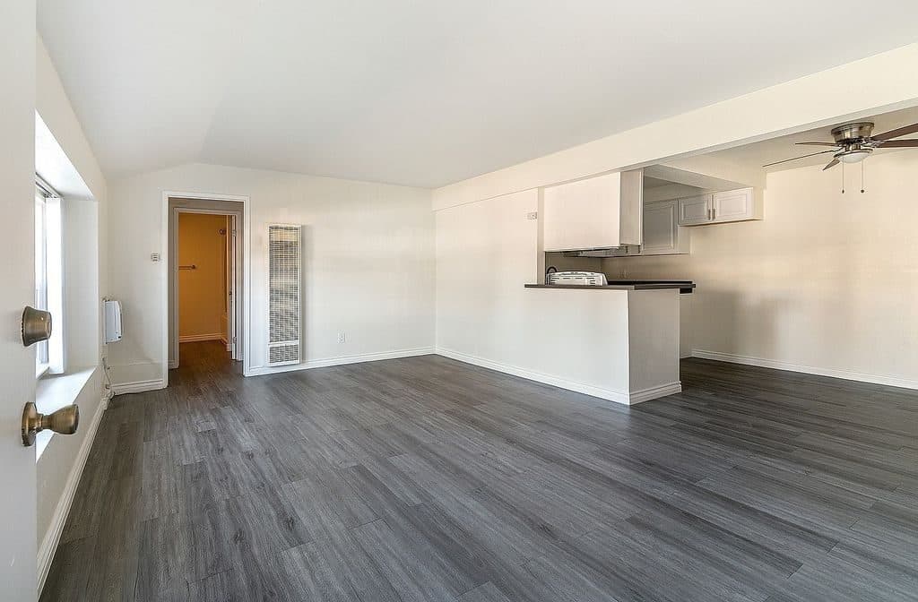1 BR for rent — 20326 Saticoy St APT 7, Winnetka 2