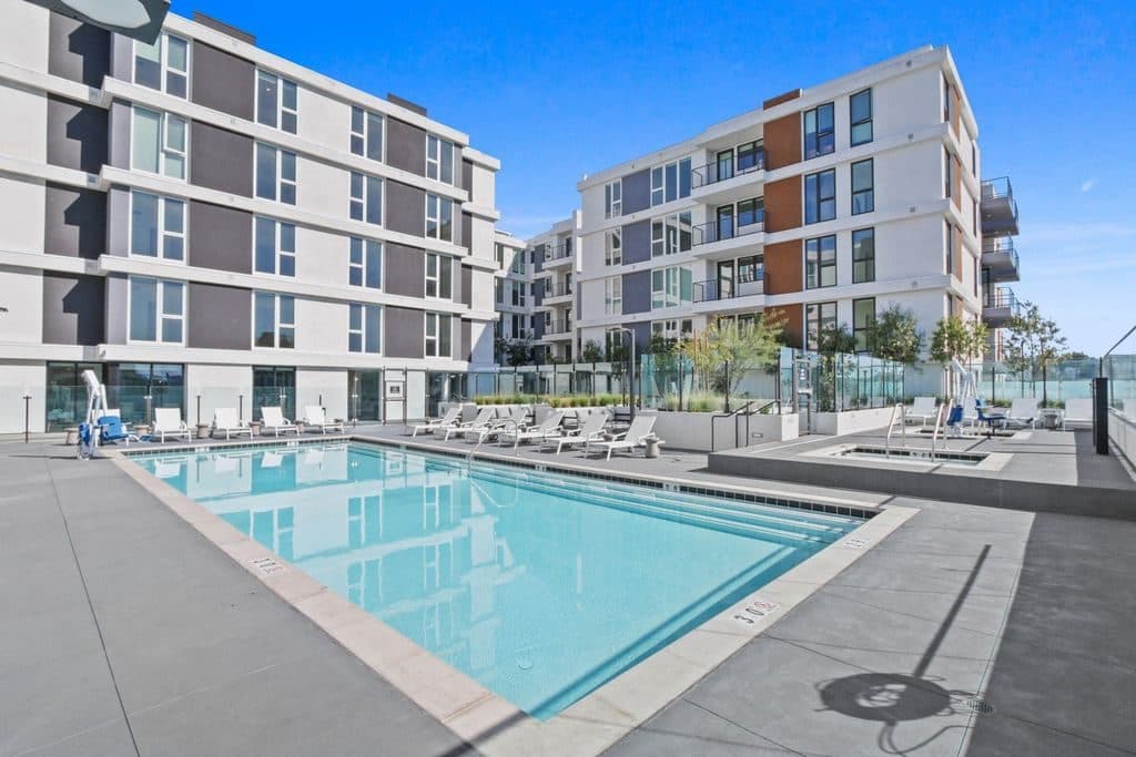 Studio for rent — 200 N Vermont Ave, Los Angeles 1