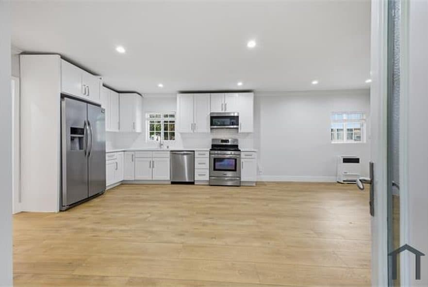 2 BR for rent — 243 Crandall St, Los Angeles 1