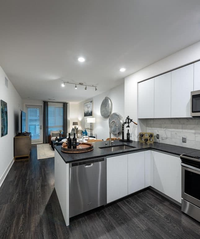Studio for rent — 21050 Kittridge St, Canoga Park 3