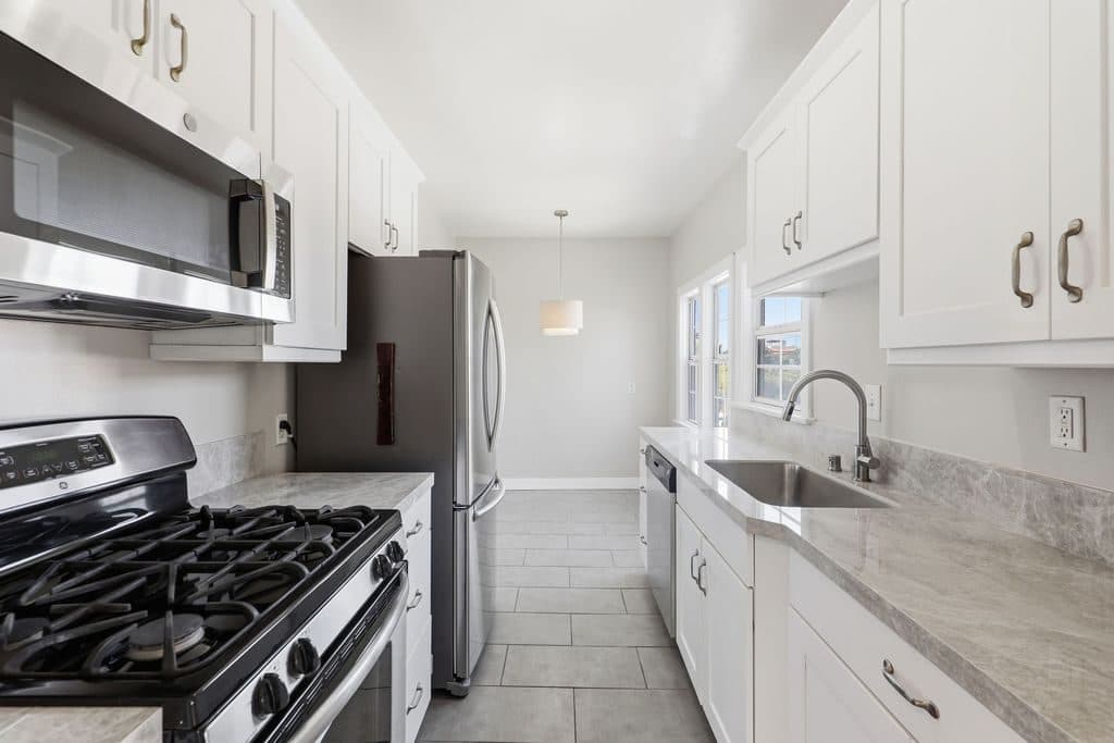 2 BR for rent — 5248 W Olympic Blvd, Los Angeles 2
