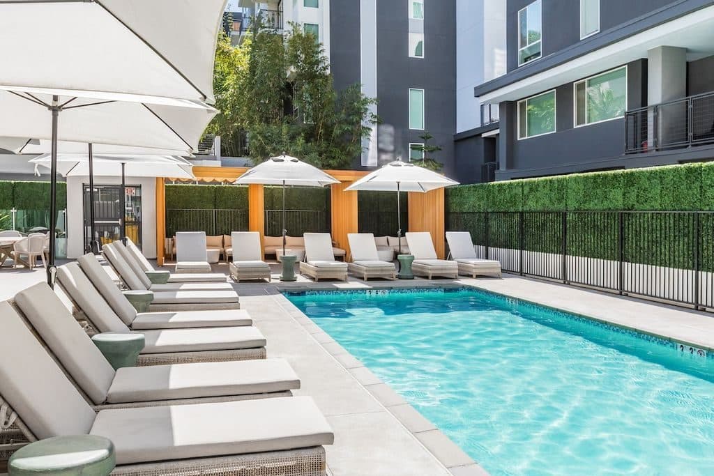 Studio for rent — 1120 W 6th St, Los Angeles 1