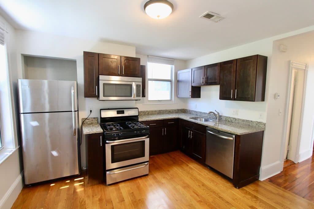 4 BR for rent — 299 Lexington St, Boston 1