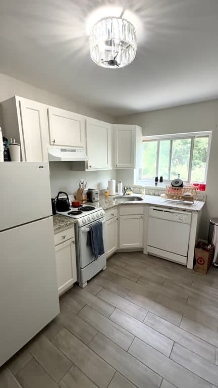 1 BR for rent — 61 Selkirk Rd, Boston 2