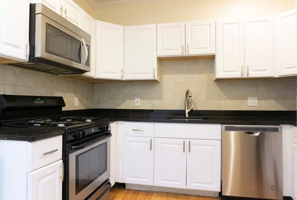 5 BR for rent — 1789 Commonwealth Ave, Boston 2