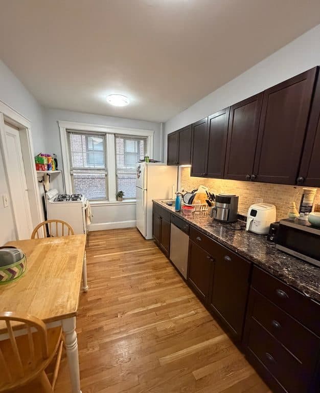 1 BR for rent — 93 Chester St, Boston 3