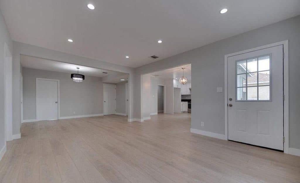 5 BR for rent — 14241 Burton St, Panorama City 3