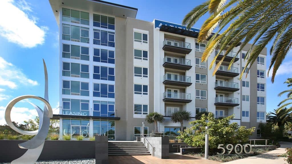 Studio for rent — 5900 Center Dr, Los Angeles 2