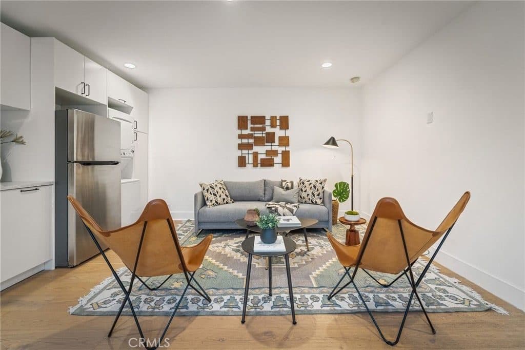 1 BR for rent — 5115 West Blvd #1/2, Los Angeles 3