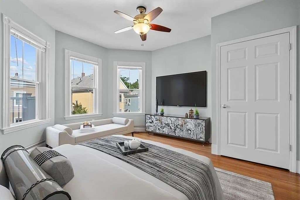 1 BR for rent — 2-11 Woodlawn St, Jamaica Plain 2