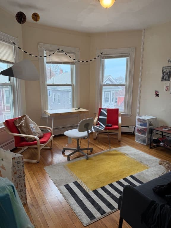 3 BR for rent — 80 Hillside St, Roxbury Crossing 2