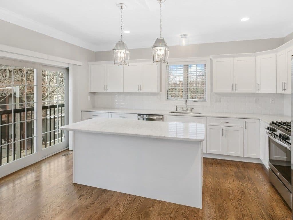 3 BR for rent — 37 Lambert St Unit 37, Roxbury 2