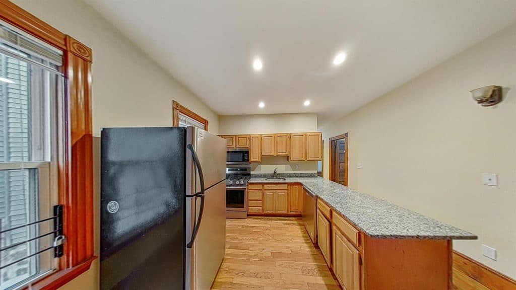 4 BR for rent — 6 Carmel St, Roxbury Crossing 2