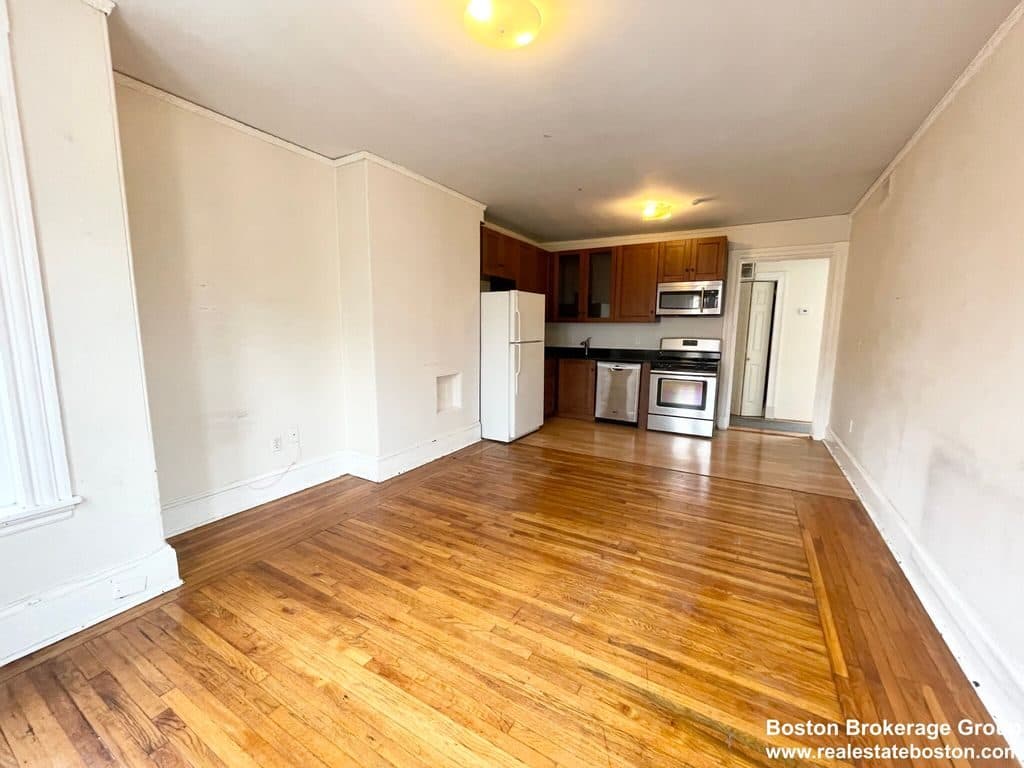 3 BR for rent — 76 Saint Stephen St APT 3, Boston 1